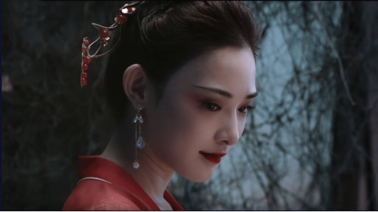 冯绍峰当她的面抽烟，金瀚和她拍吻戏前也抽烟，这个女演员有点惨休闲区蓝鸢梦想 - Www.slyday.coM