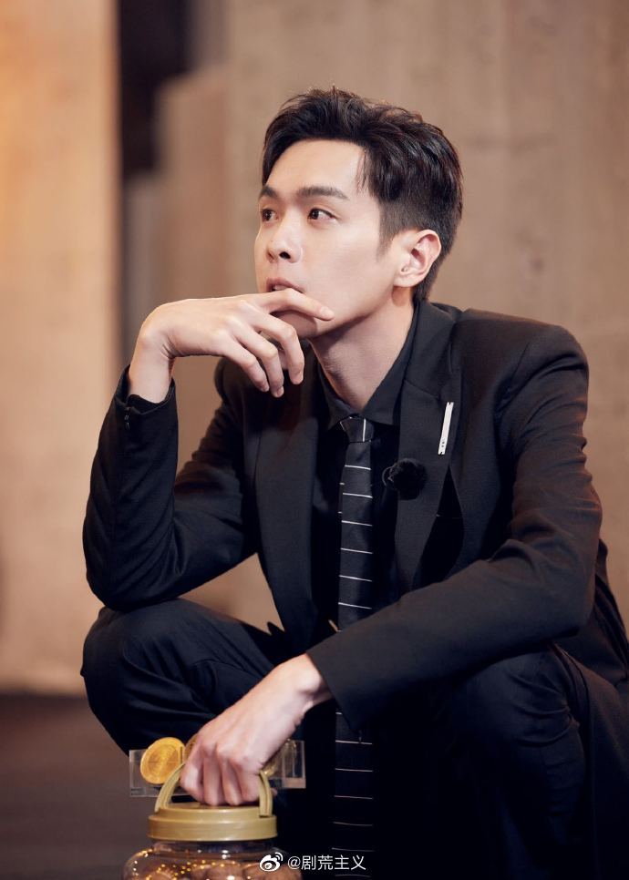 张若昀说希望能在不同的宇宙和时空里和大家再相遇