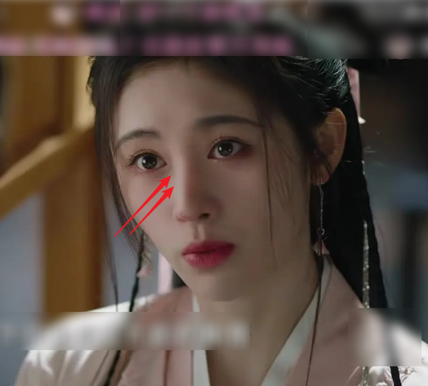 鞠婧祎新专辑遭质疑,鼻子透光严重先不说,侧脸凹陷太吓人!