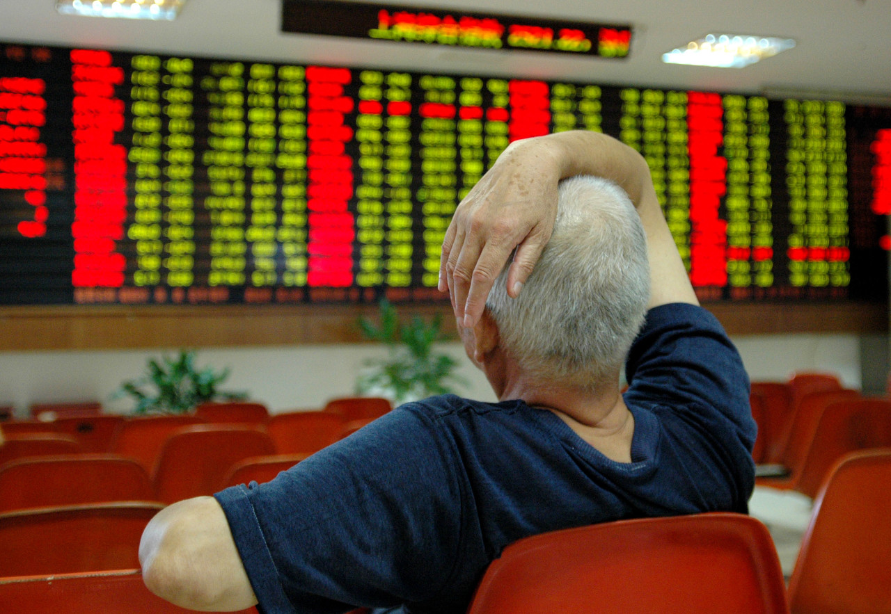 a股突然下跌,原因是什么,明天a股会大跌吗?