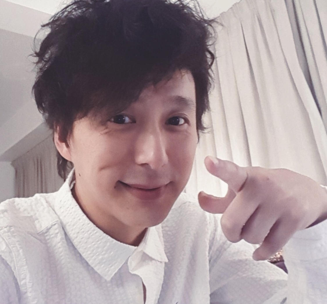 早前tvb重放《使徒行者》的时候,就有不少网友表示很久没有看到邓健泓