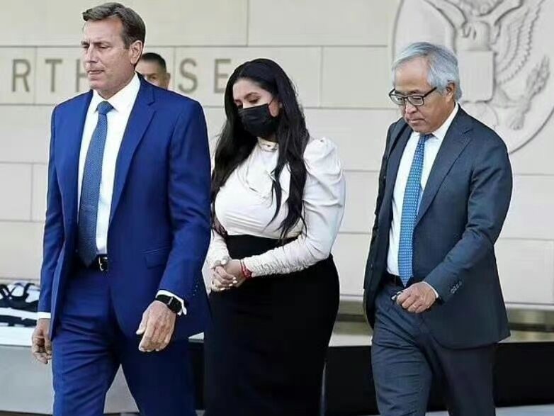 正义不会缺席!瓦妮莎获赔1600万,社媒晒合照:献给科比和吉安娜休闲区蓝鸢梦想 - Www.slyday.coM 正义不会缺席!瓦妮莎获赔1600万,社媒晒合照:献给科比和吉安娜休闲区蓝鸢梦想 - Www.slyday.coM