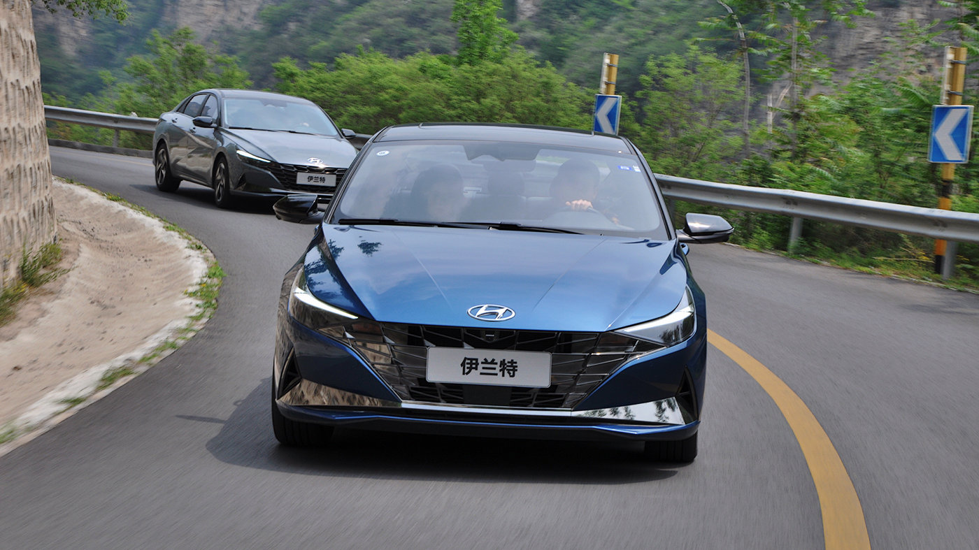 当锋芒遇上锋芒 北京现代伊兰特打卡京西魔鬼公路-新浪汽车