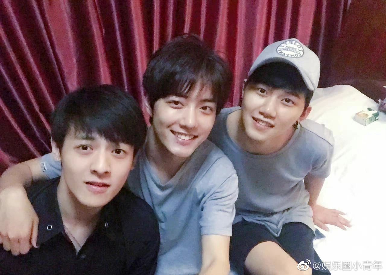 肖战,白澍和陆思恒居然还是好朋友,一些次元壁破了,没想到……__财经