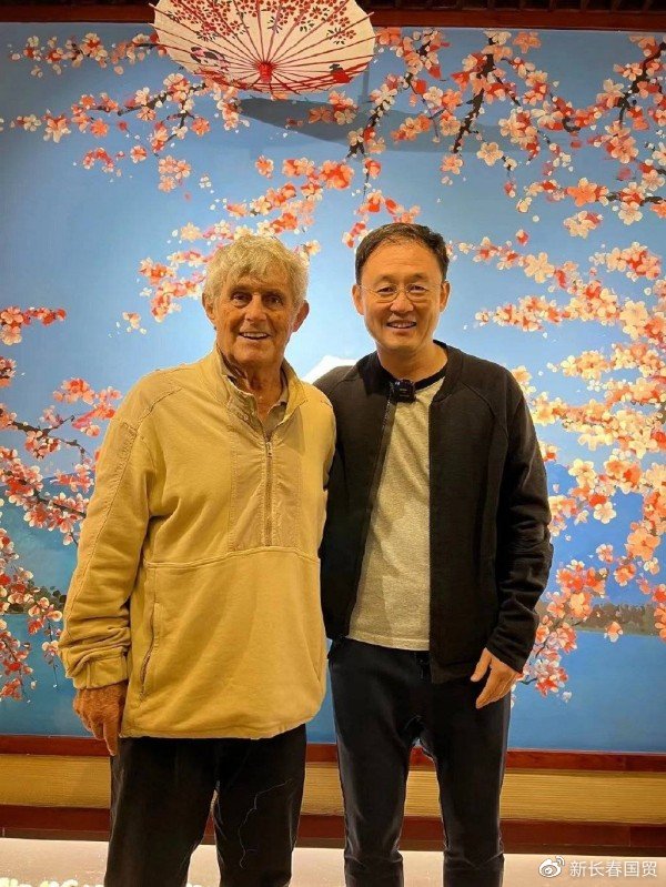 国足出线21周年纪念日,78岁前主帅米卢蒂诺维奇与昔日弟子再聚首休闲区蓝鸢梦想 - Www.slyday.coM 国足出线21周年纪念日,78岁前主帅米卢蒂诺维奇与昔日弟子再聚首休闲区蓝鸢梦想 - Www.slyday.coM