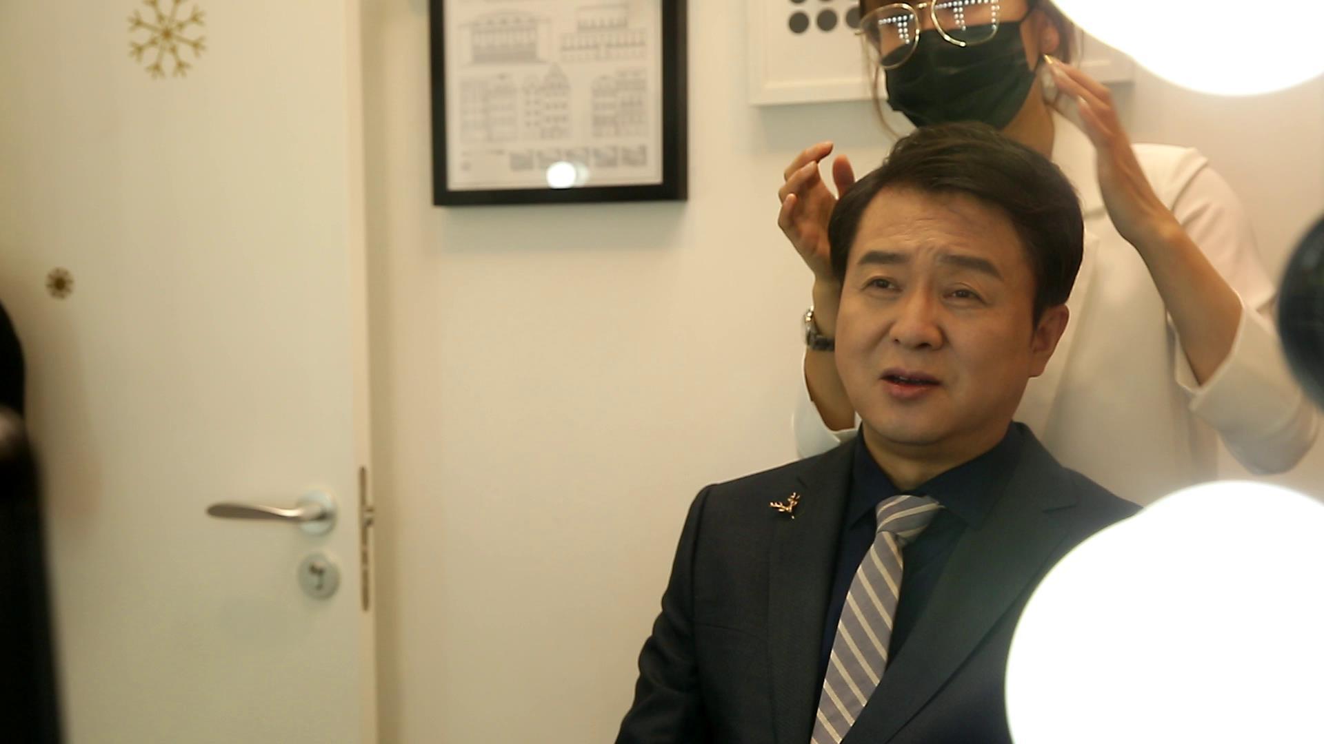 今天心情莫名好,可能因为明天是周末吧(微博可以屏蔽领导吗