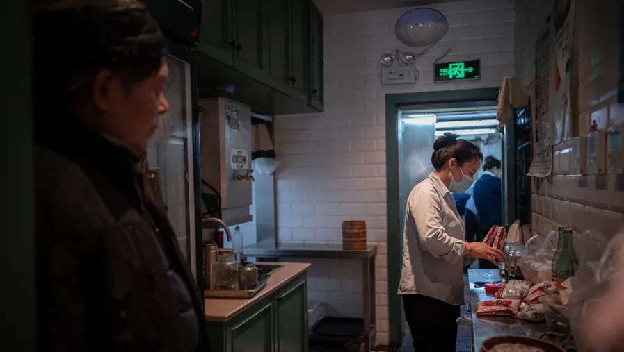 只剩最后一周,上海人纷纷赶来打卡!富春小笼闭店后何去何从?最新消息休闲区蓝鸢梦想 - Www.slyday.coM 只剩最后一周,上海人纷纷赶来打卡!富春小笼闭店后何去何从?最新消息休闲区蓝鸢梦想 - Www.slyday.coM