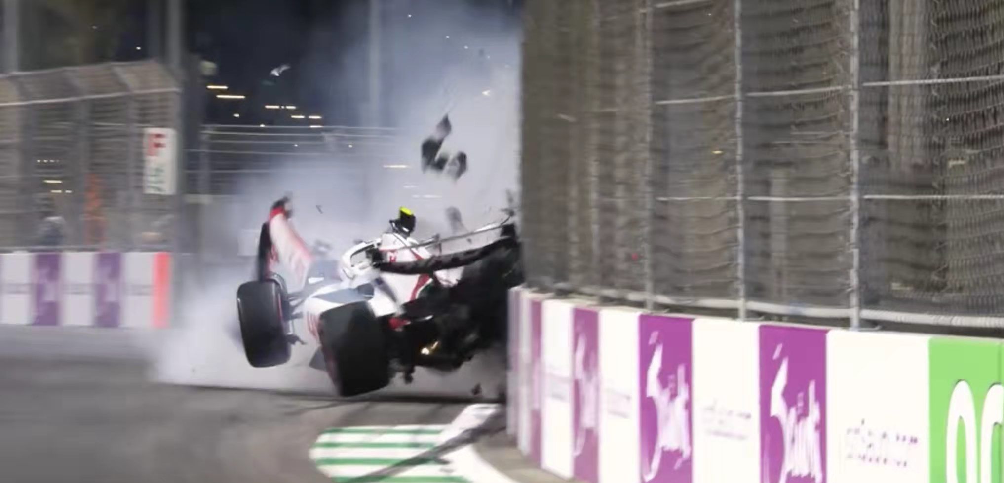 F1沙特站排位赛休闲区蓝鸢梦想 - Www.slyday.coM F1沙特站排位赛休闲区蓝鸢梦想 - Www.slyday.coM