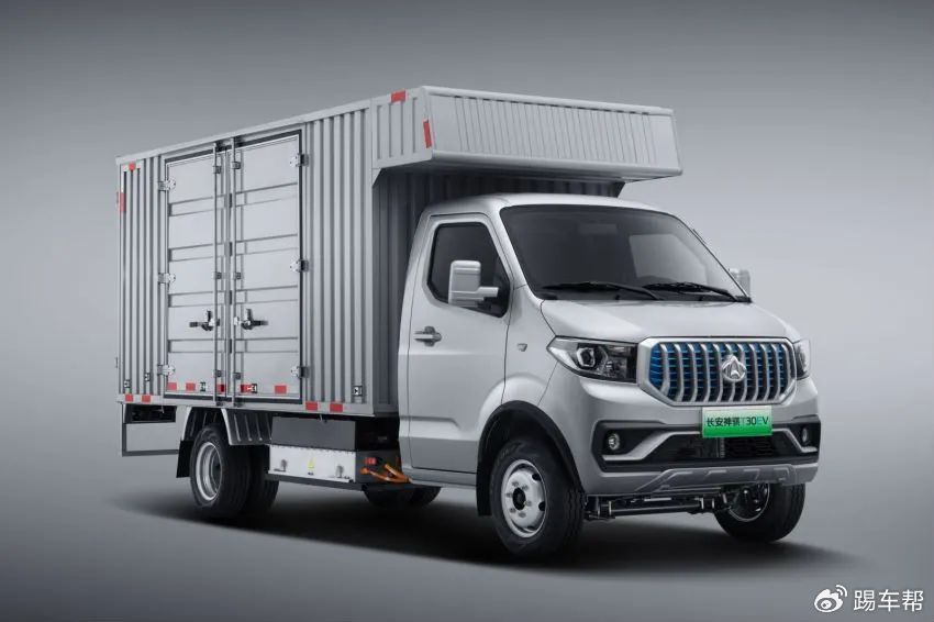售价1898万元长安神骐t30ev给出了纯电货车新选择
