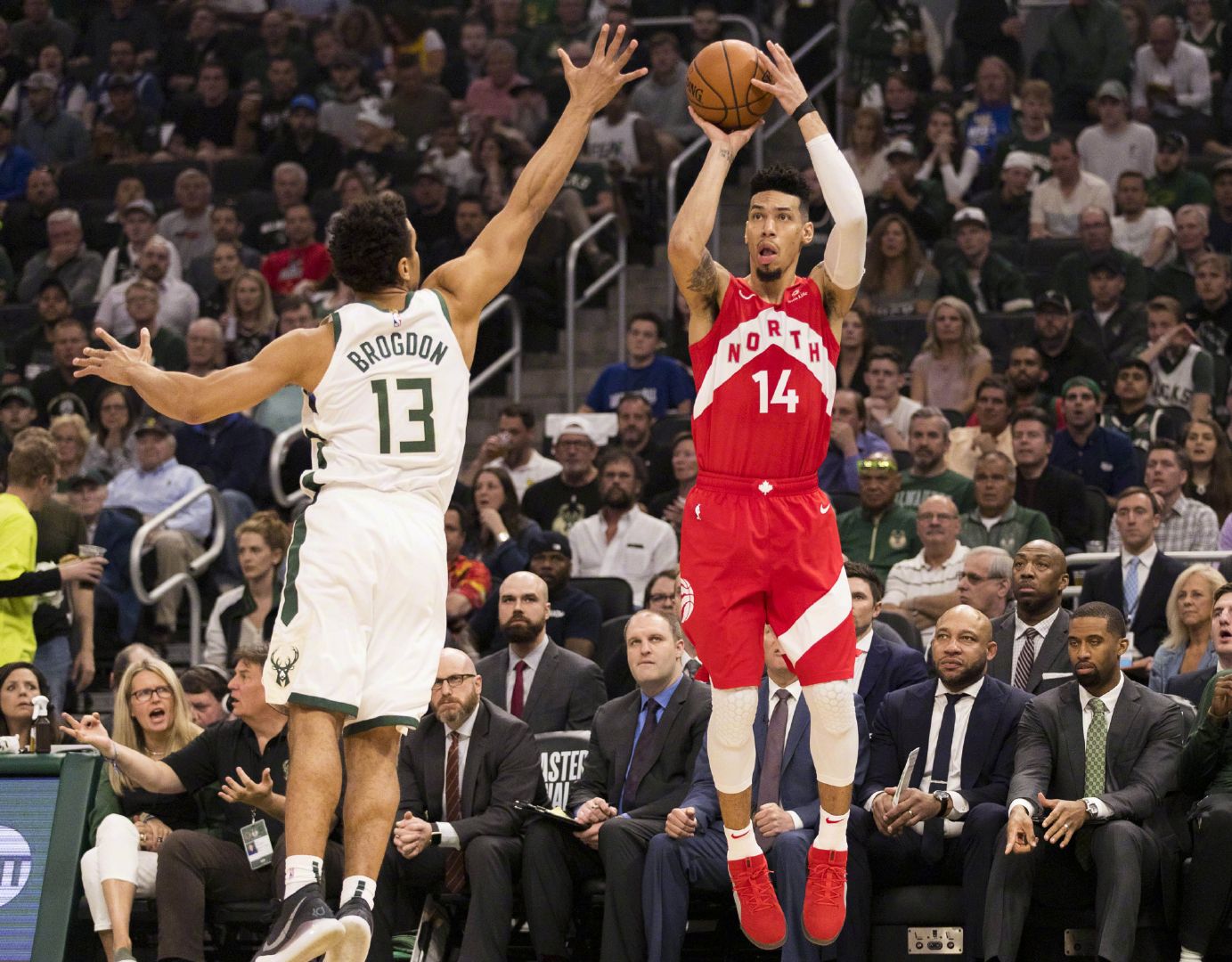 其实丹尼-格林的投篮姿势真挺好看的!_高清图集_新浪网