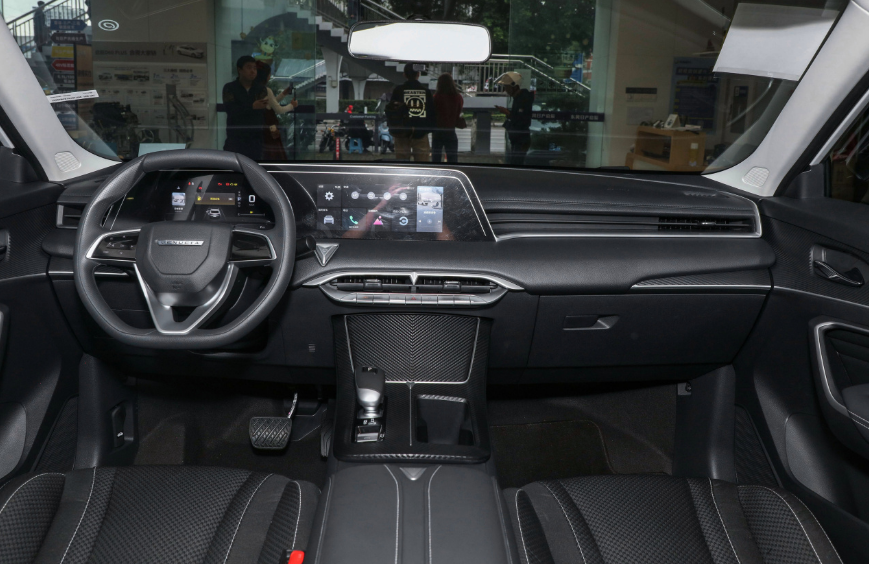 谁才是高颜值入门级SUV？五菱星辰对比启辰大V