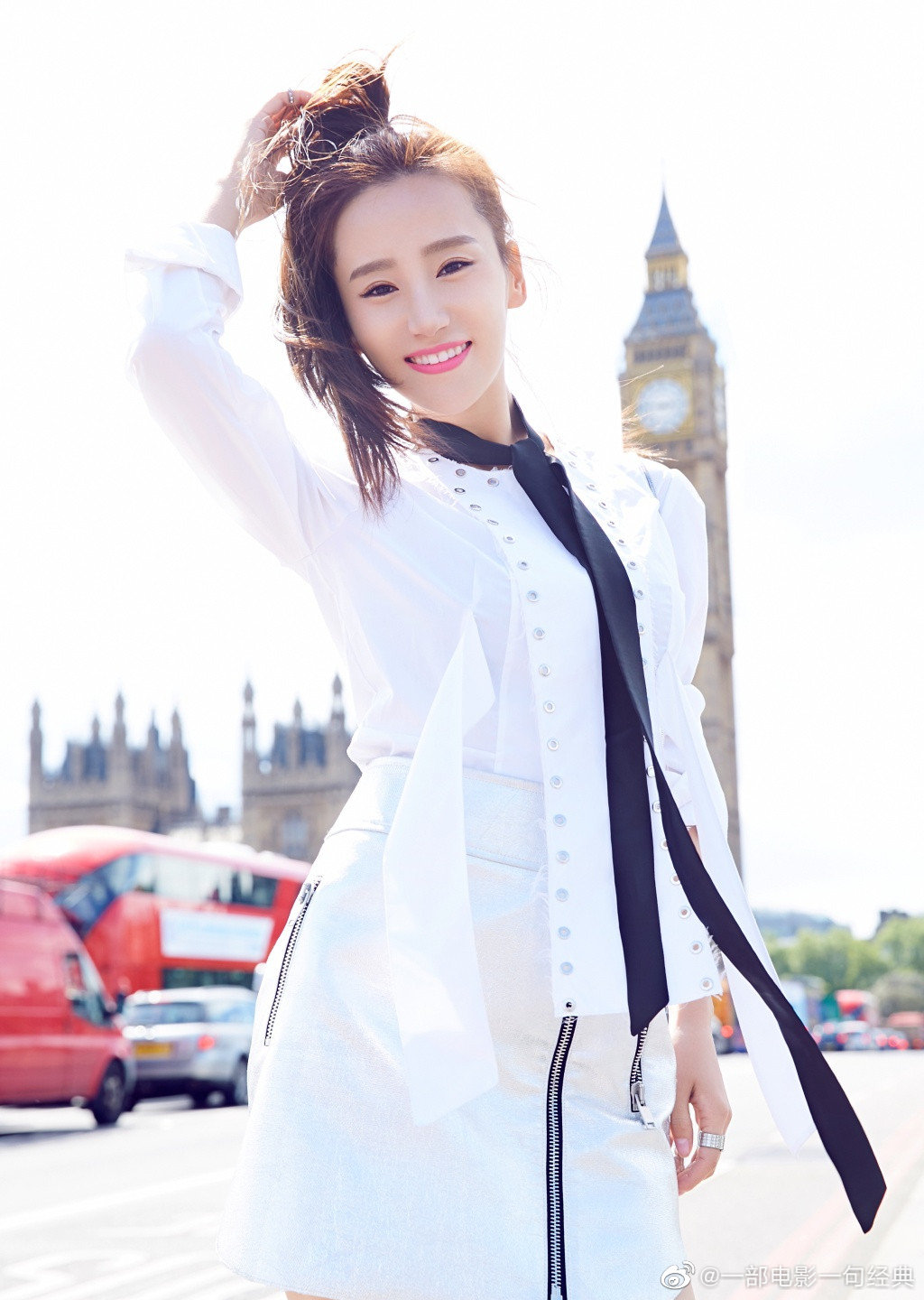 高洋《漂洋过海来看你》温婉气质的严晓秋_高清图集_新浪网