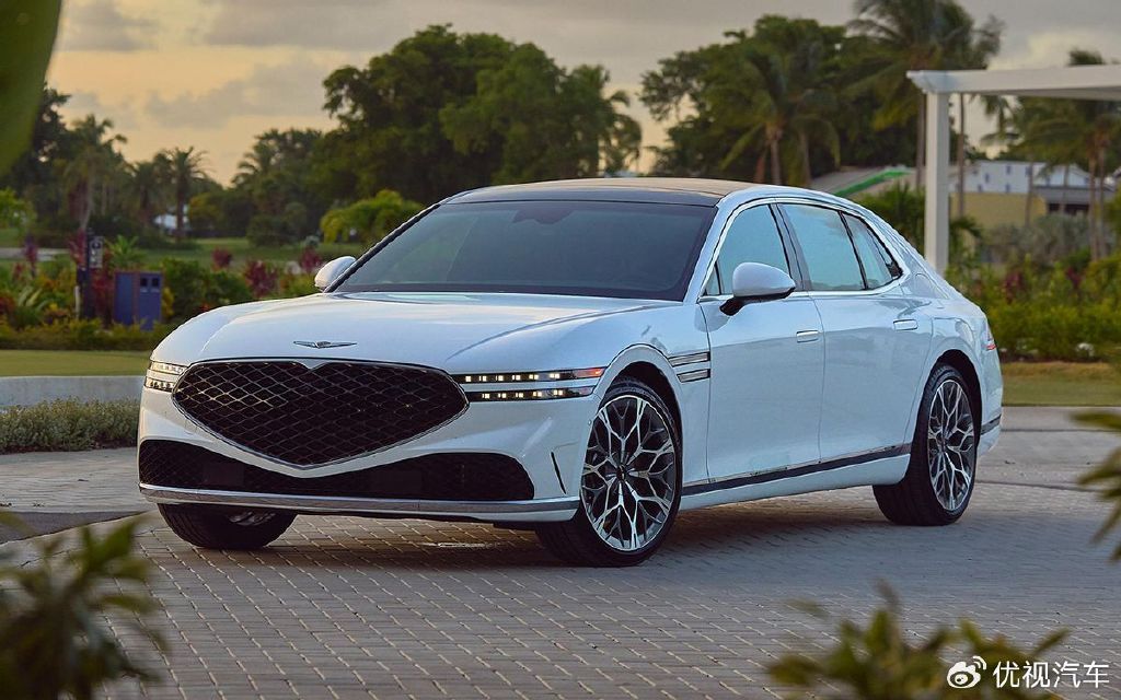 新浪汽车>汽车看点>自媒体>正文>总的来说,随着捷尼赛思g90即将在8