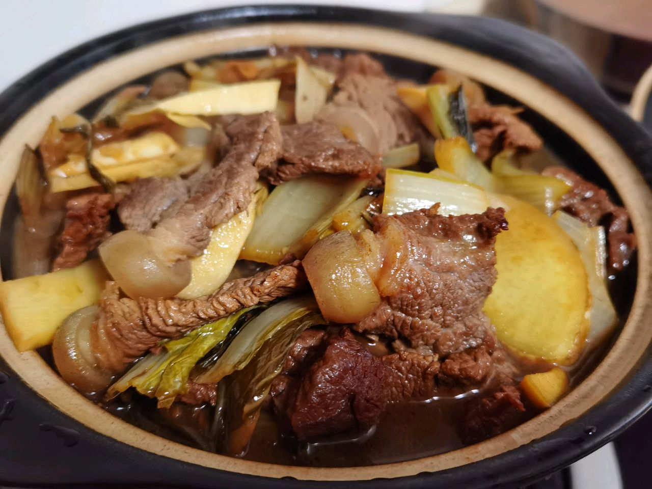 知道驴肉怎么做好吃吗这道冬笋腌菜驴肉锅做法简单又美味