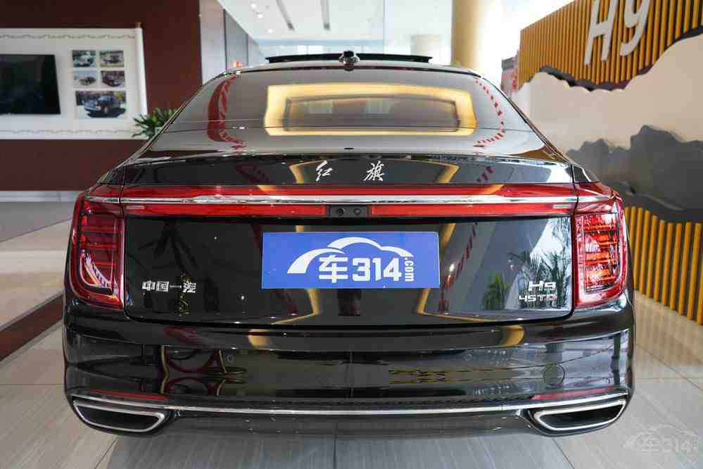 中德中大型豪华旗舰大对决：红旗H9对比奔驰E级谁更有优势