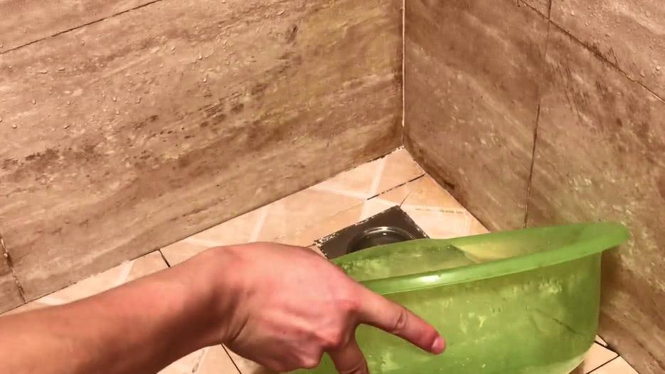 卫生间太臭怎么办？试试这2个方法，不用花钱就能帮你解决难题休闲区蓝鸢梦想 - Www.slyday.coM