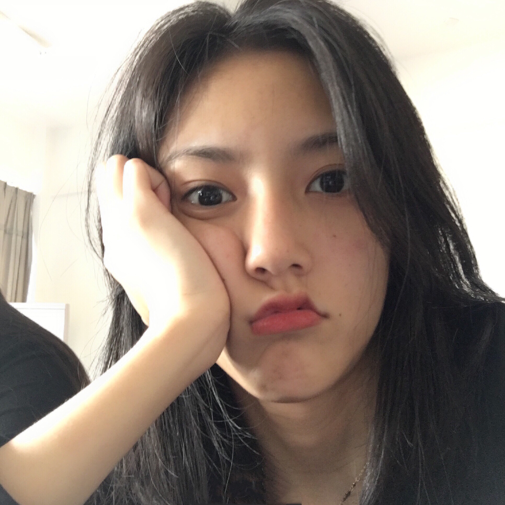 女生头像头像女无水印点赞更好看