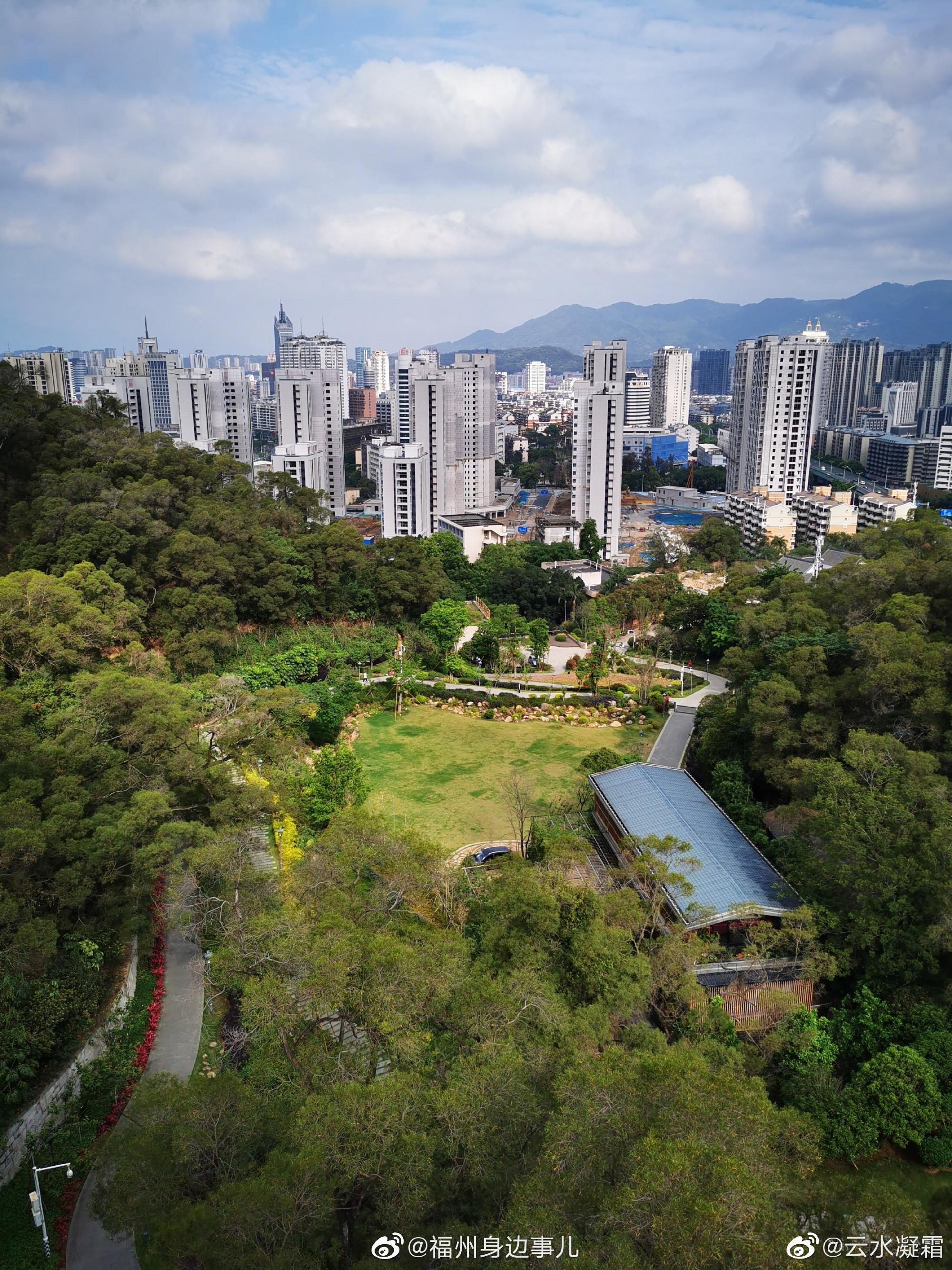 漫步金鸡山公园