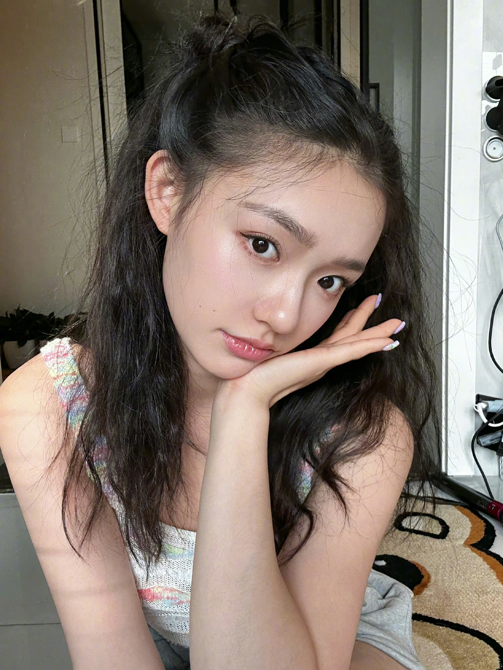 林允少女感双马尾造型随拍俏皮可爱高中生即视感