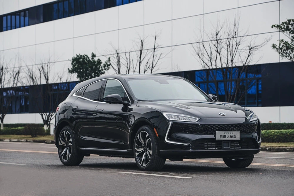 电驱动系统性能缩水,赛力斯sf5 寻求"降价破圈"-新浪汽车