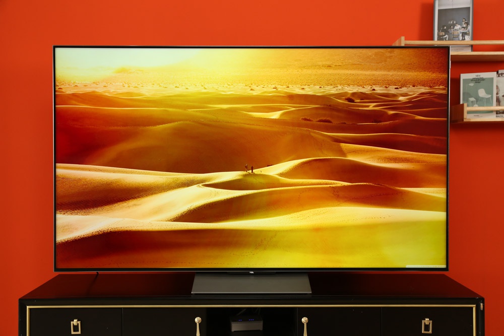 部分电视表现出来很有可能会让色彩"糊"成一团,但很显然tcl c12并没有