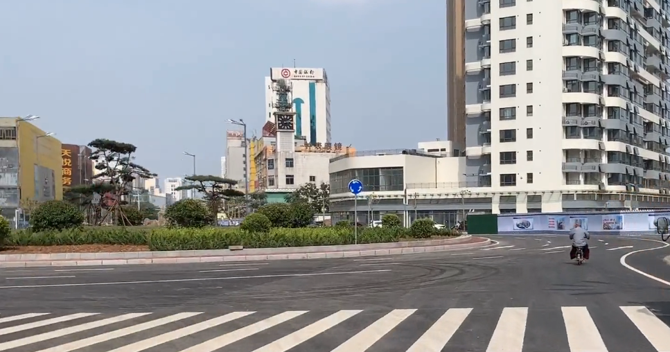 十年蜕变!泰安财源大街西段正式通车,连接龙潭路与校场街!