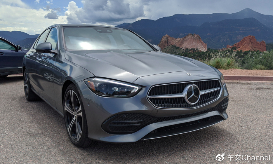 海外实拍新奔驰c3004matic颜值抢眼搭载20t48v轻混系统