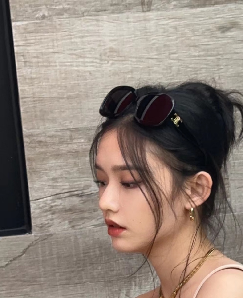林允迈阿密逛街，真的好美呀，穿的好辣呀，真的好时尚啊