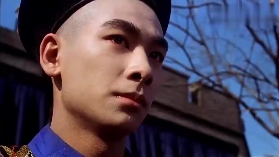 方世玉劫法场一箭射穿监斩牌看到这阵势鄂尔多吓坏了