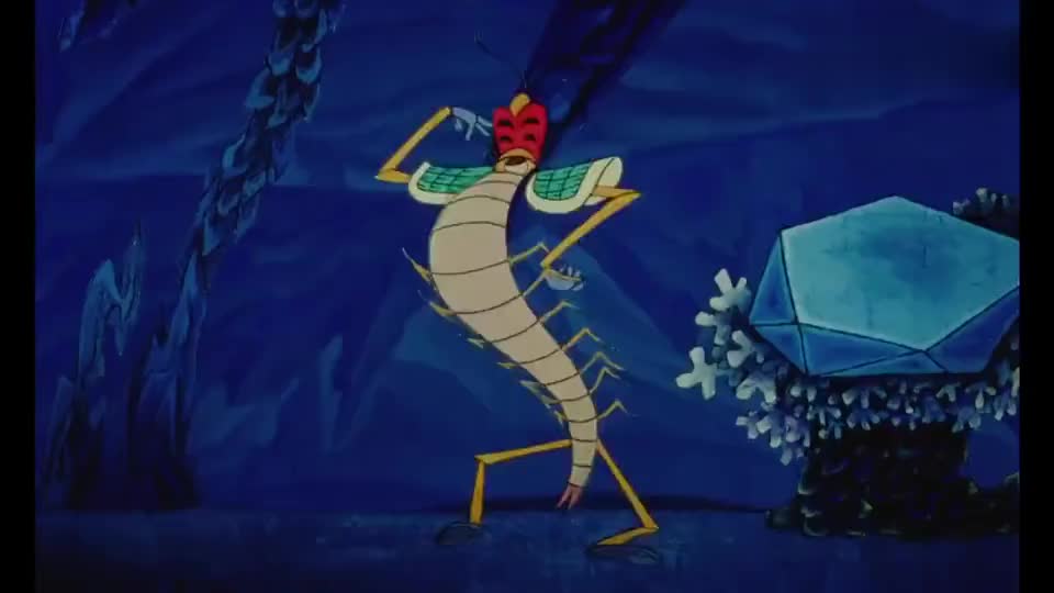 葫芦兄弟蛇精生活挺好啊在妖精洞里跳舞还总想着捣乱