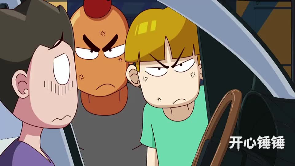 开心锤锤小伙看到溜车做好事拉了手刹最后却被群殴