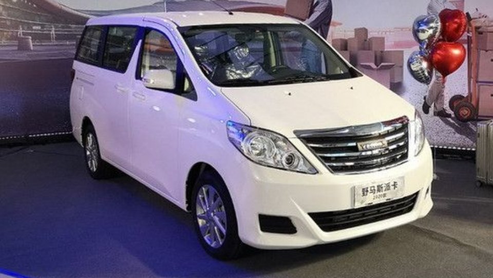 野马斯派卡 人称小阿尔法4.99万起步,1.5自吸发动机