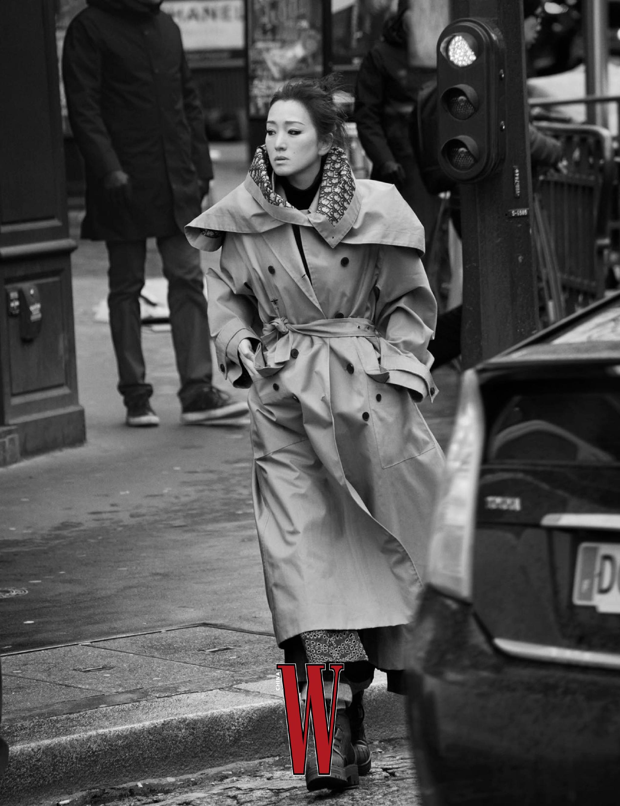 巩俐登上w中文版首刊封面