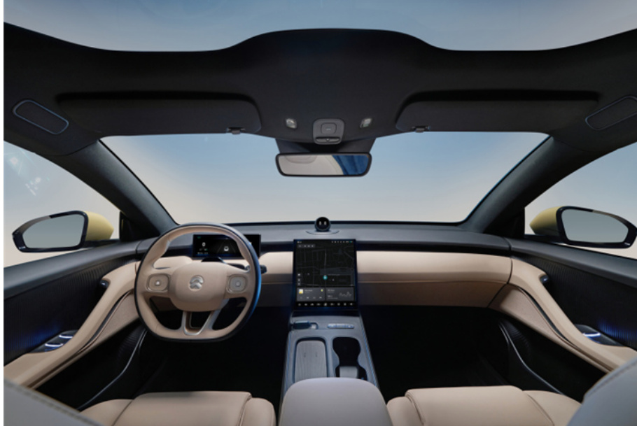 蔚来ET5对比极氪001，谁才是新能源市场的新宠？