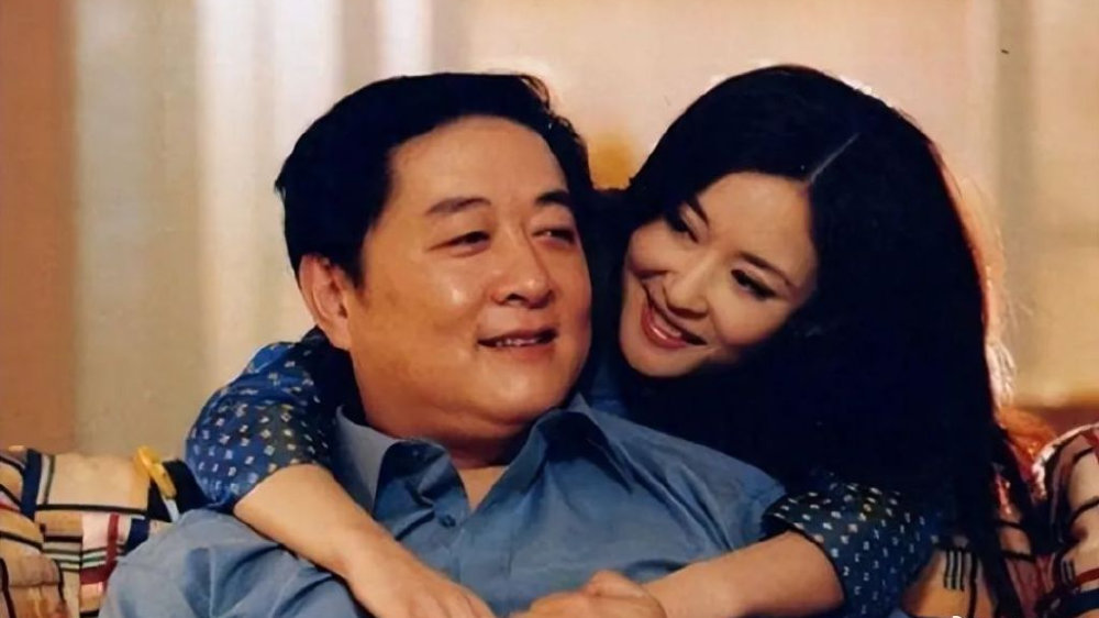 著名演员刘斌:前妻是李幼斌太太,三婚娶马蓉闺蜜,如今现状如何?|史兰芽|刘斌|王丽君_新浪新闻