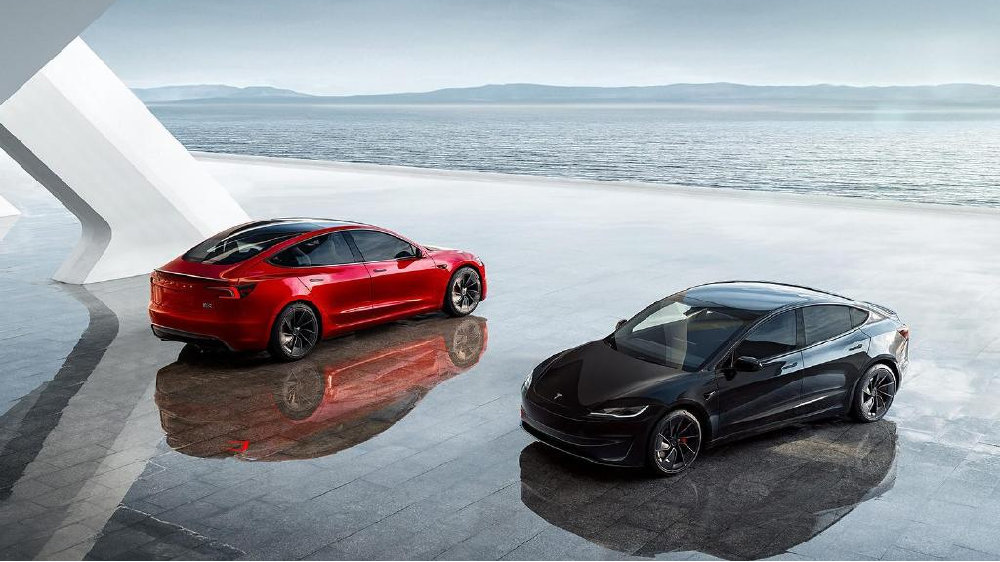 6月中旬开启交付 特斯拉Model 3高性能版上市-新浪汽车
