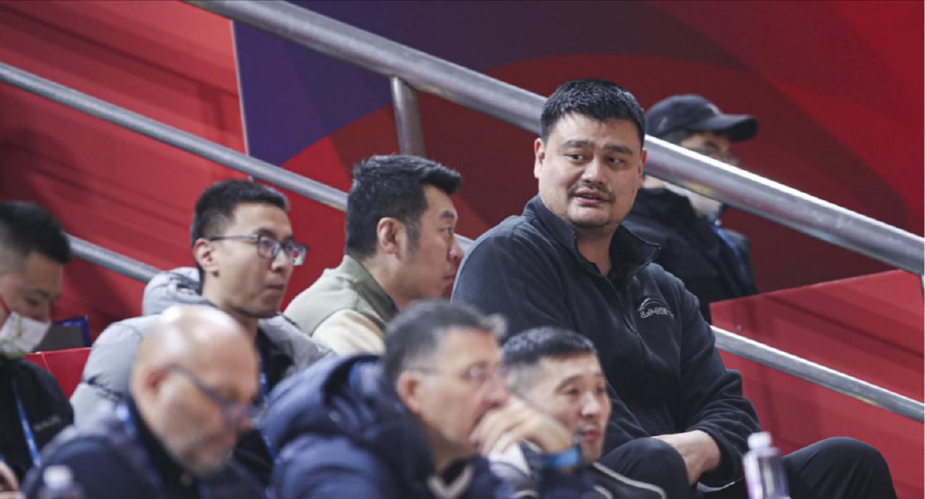 正式确定!刘炜加入中国男篮,担任中方教练组组长|刘炜|乔尔杰维奇|教练组_新浪新闻