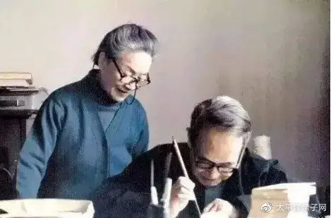 凌晨3点闺蜜闹离婚,原因是老公垃圾桶里没套垃圾袋,至于吗?休闲区蓝鸢梦想 - Www.slyday.coM 凌晨3点闺蜜闹离婚,原因是老公垃圾桶里没套垃圾袋,至于吗?休闲区蓝鸢梦想 - Www.slyday.coM