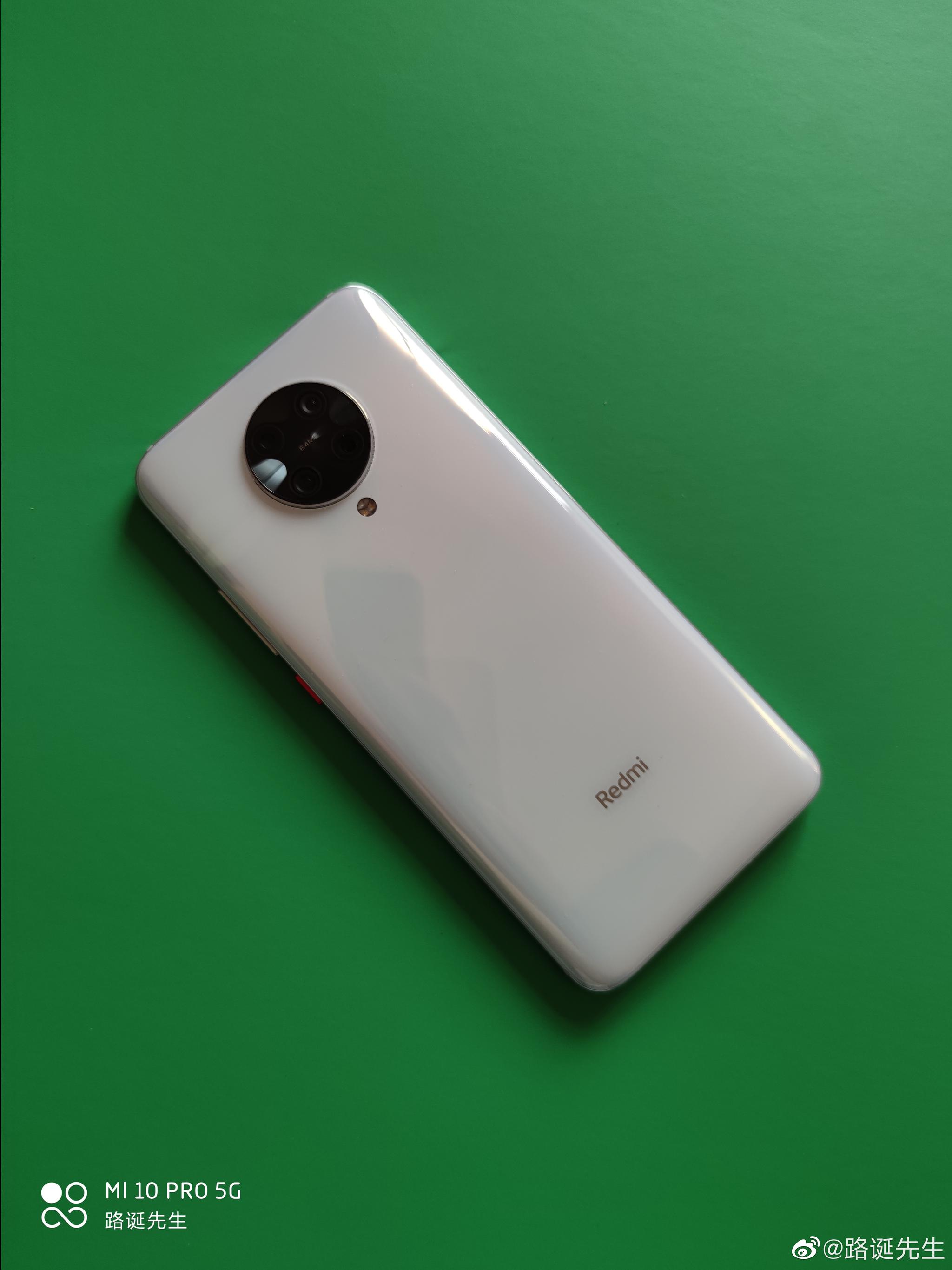 redmi k30 pro白色版真机实拍.