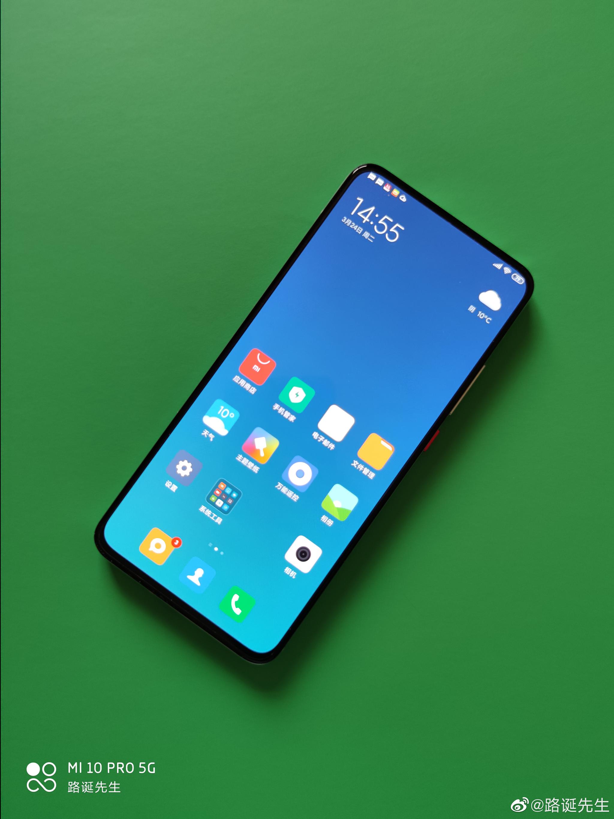 redmi k30 pro白色版真机实拍.