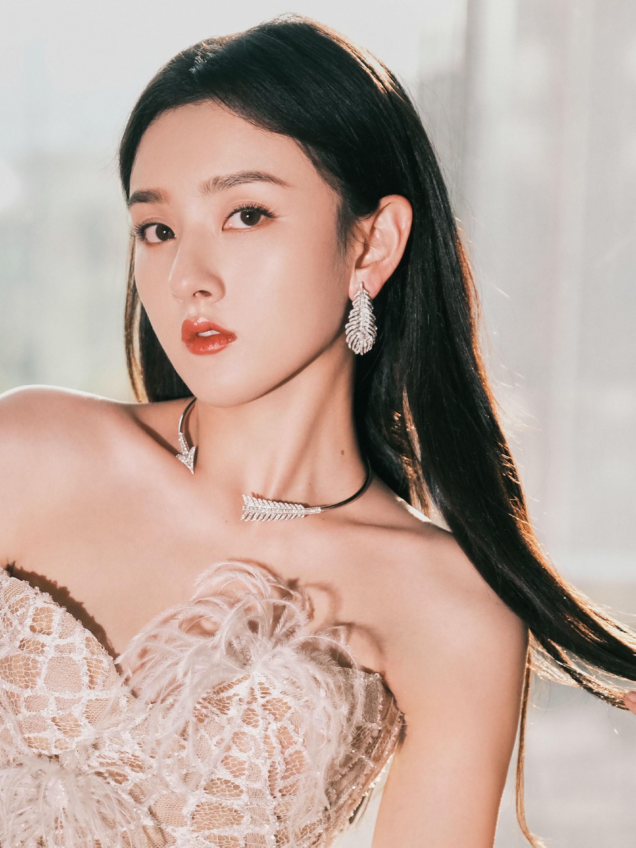 宋祖儿 细腻柔滑娇嫩玉润的冰肌玉骨