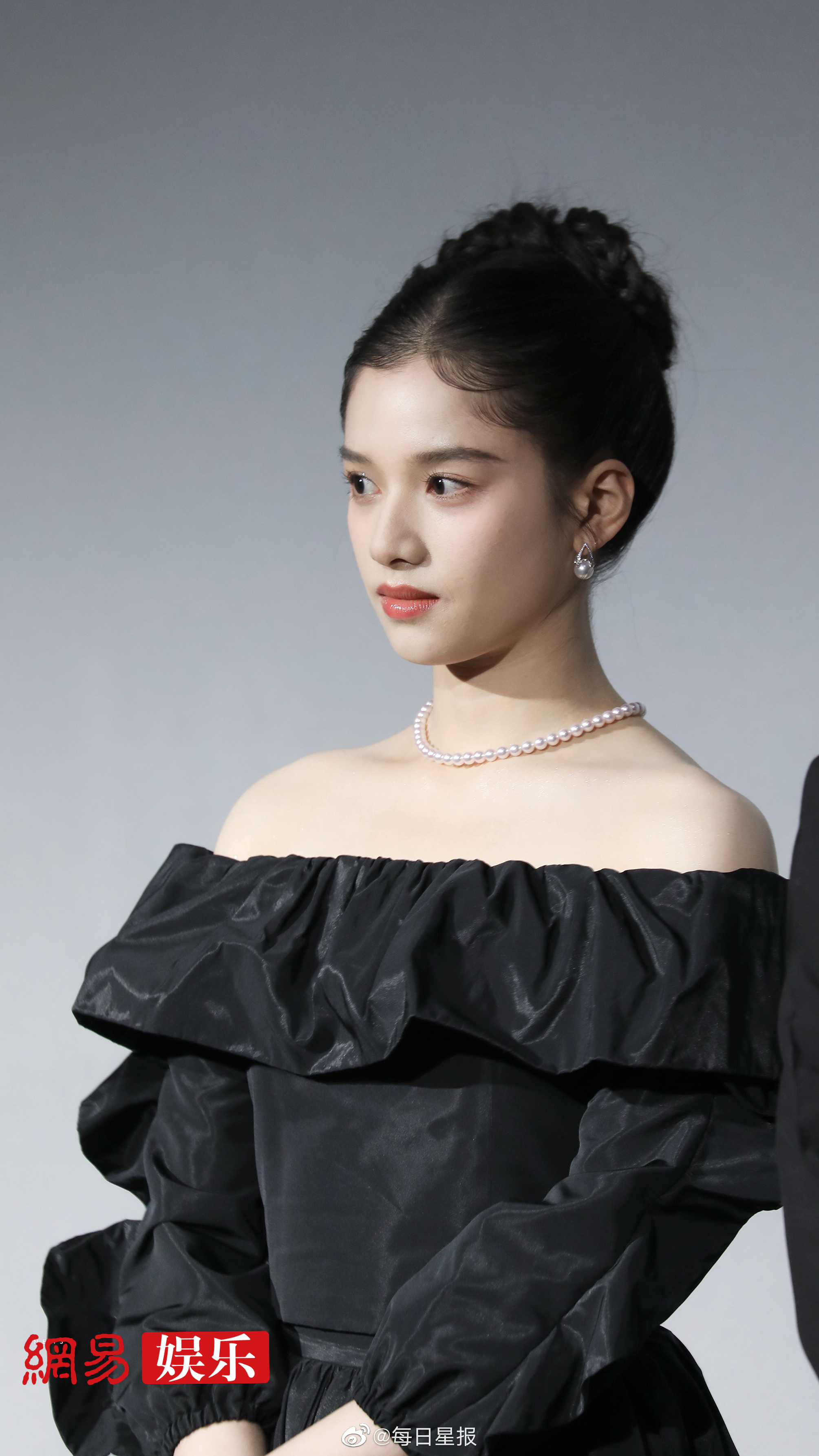 张婧仪参加电影无名发布会媒体图 公主来了