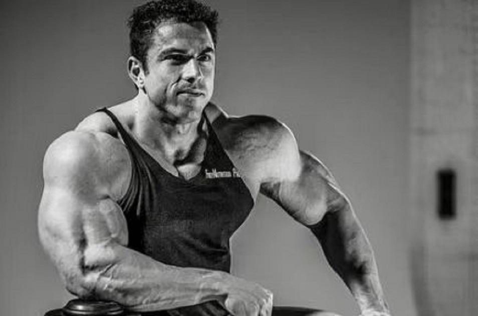 健美明星弗雷睡梦中去世