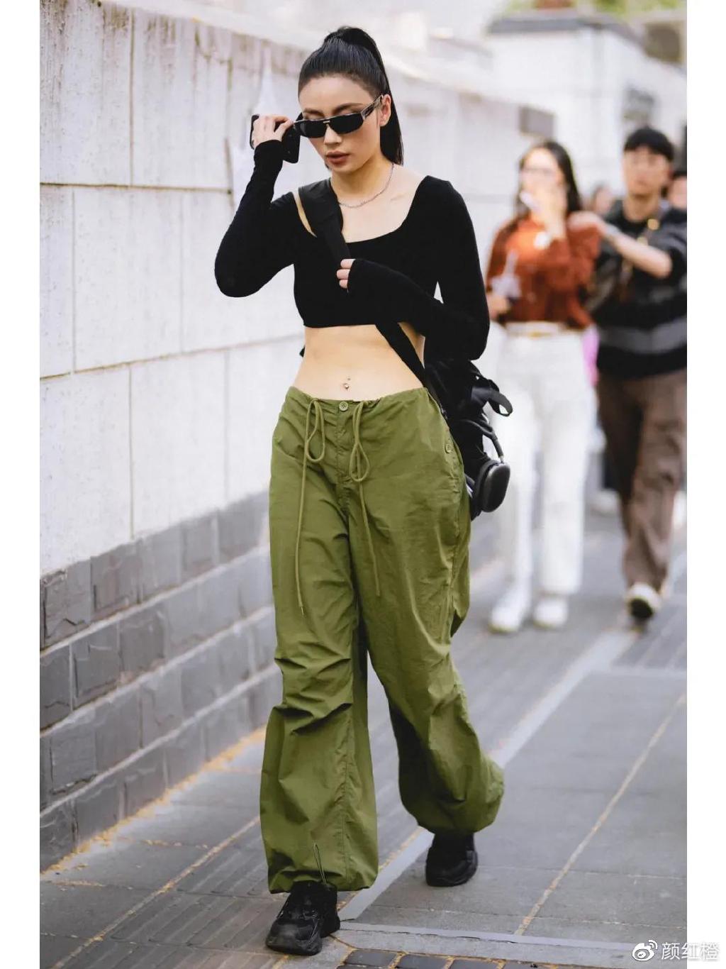 裤腰越低越时髦时尚潮人都穿搭低腰裤潮流个性酷炫潇洒