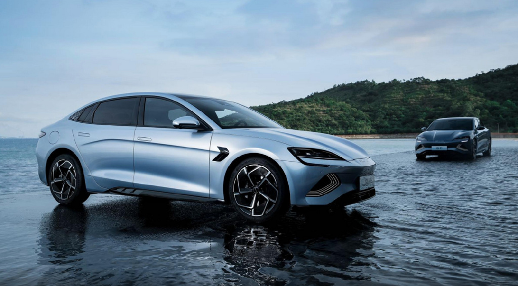 新能源车购置补贴进入倒计时,明年买车一定比今年贵?-新浪汽车