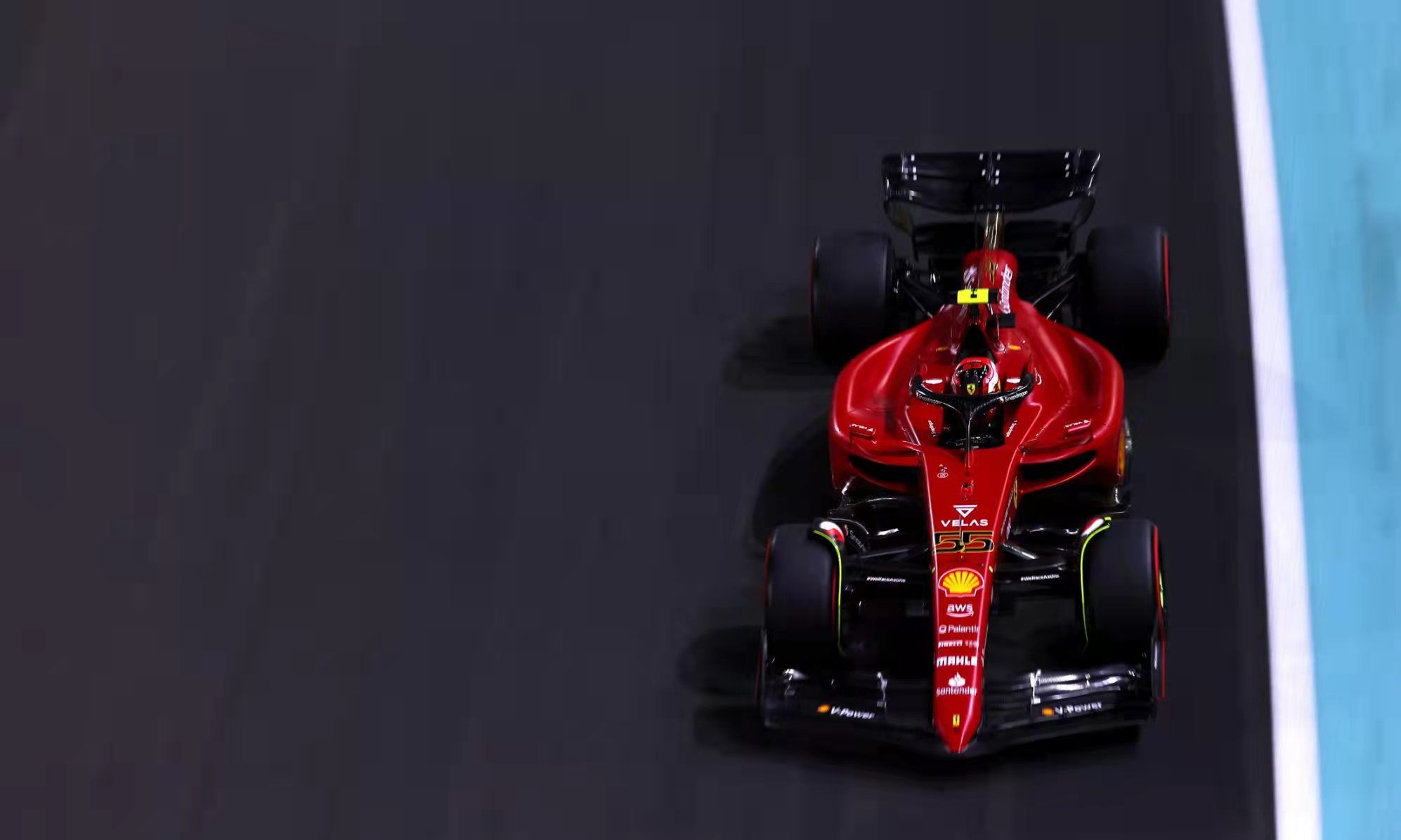 F1沙特站排位赛休闲区蓝鸢梦想 - Www.slyday.coM F1沙特站排位赛休闲区蓝鸢梦想 - Www.slyday.coM