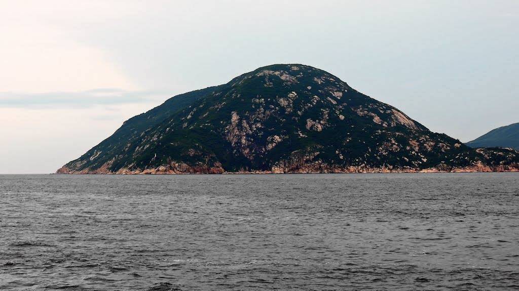 螺洲,是香港南端一个无人居住的小岛