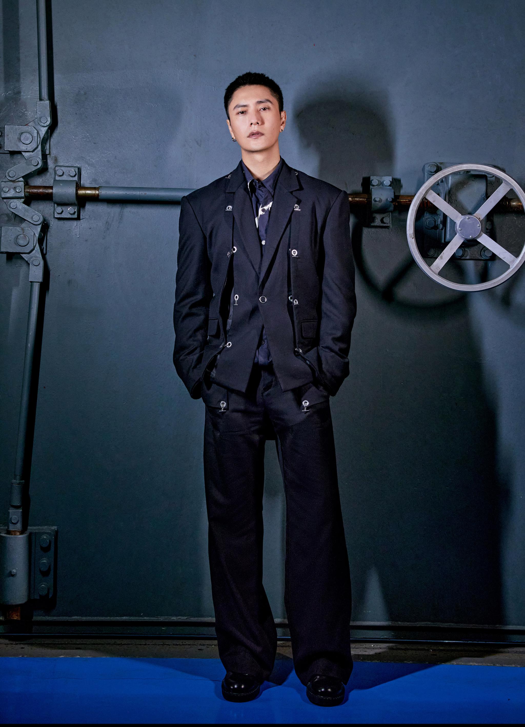 全新寸头造型亮相德国博朗braun100周年直播间