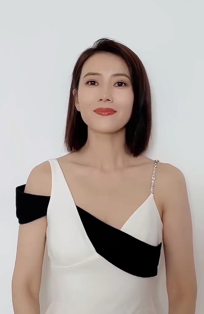 高圆圆41岁的状态好棒