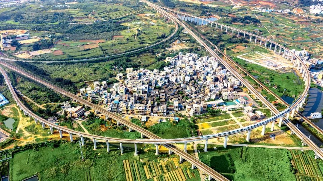 发现最美之旅再次启程|高铁|铁路|动车_新浪新闻